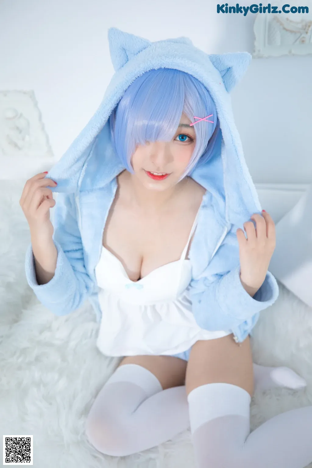 View - Coser@神楽坂真冬 Vol.005: 蕾姆 Milk by blue (150 photos) - 